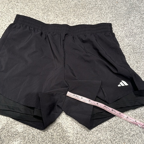 Running shorts with liner shorts - Picture 2 of 2